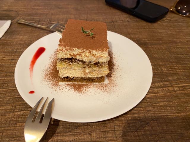 tiramisu at aL Coffee & Bake, Matsumoto, Japan