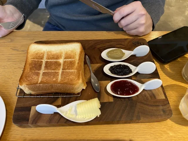 Shokupan at Sakimoto Coffee, Osaka, Japan