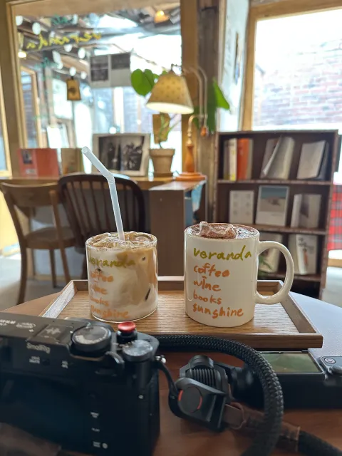 coffee at Veranda Café, Seoul, South Korea