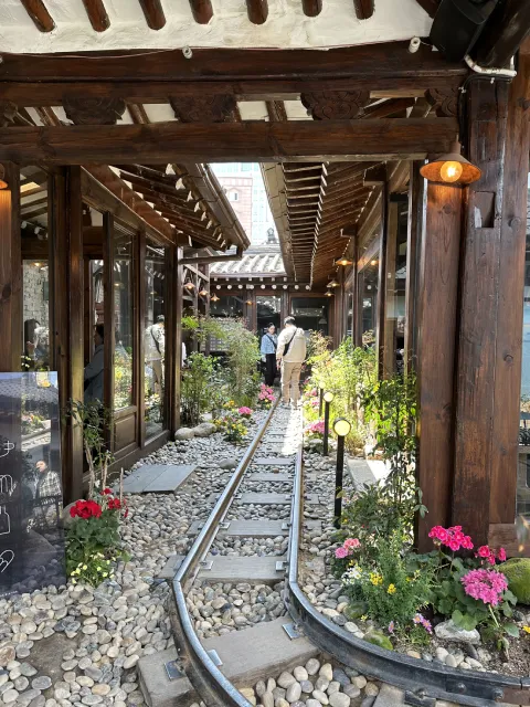 Nakwon Café, Seoul, South Korea