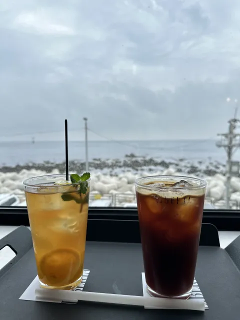 coffee and tea at Liberta Cheongsapo Café, Busan, South Korea