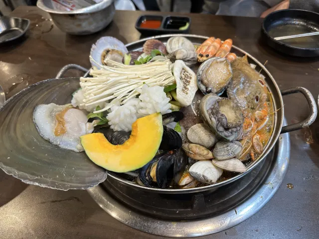 seafood stew at the Myeongpum Haemultang, Busan, South Korea